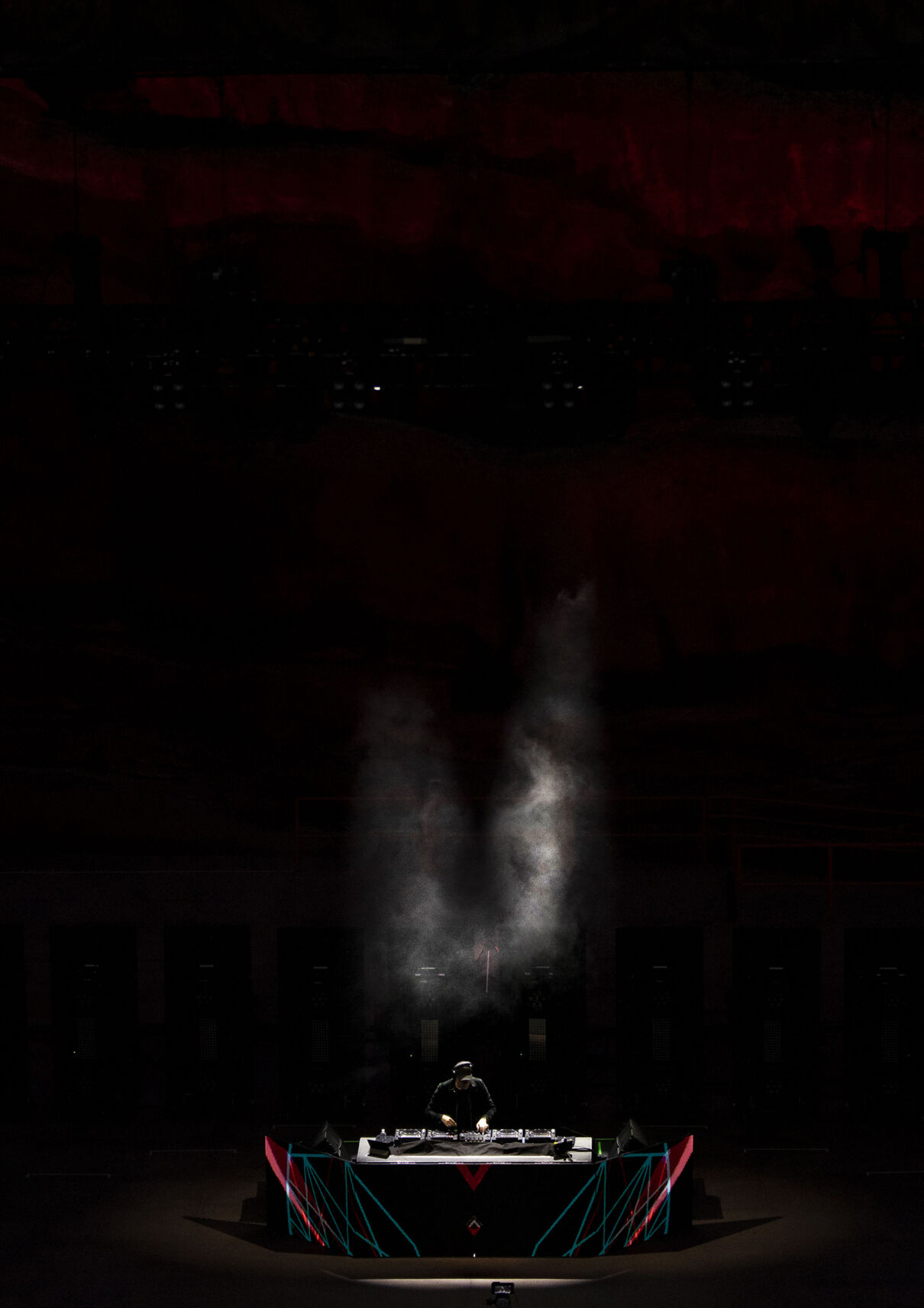 092620-news-red-rocks-dg 11.jpg